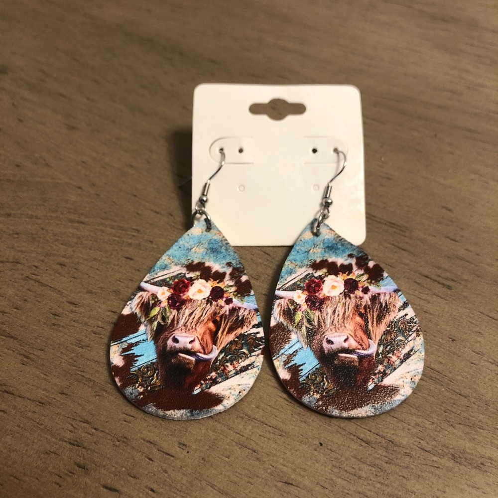 Floral Cow Print Bohemian Teardrop Fashion Jewelry Earrings - Picture 1 of 10